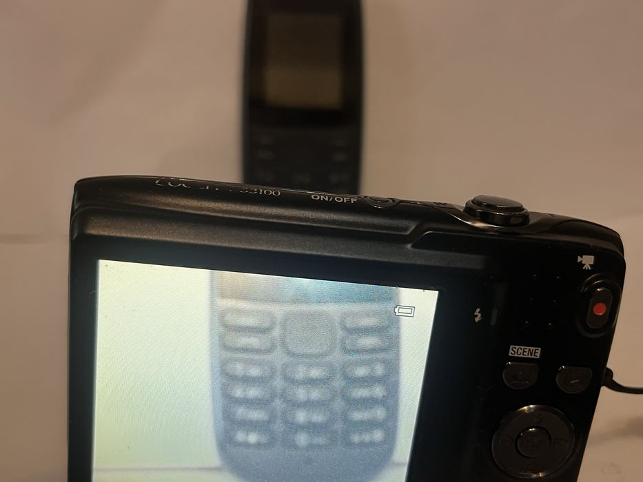 Nikon S3100 5xzoom optic 14mpx afisare data si ora