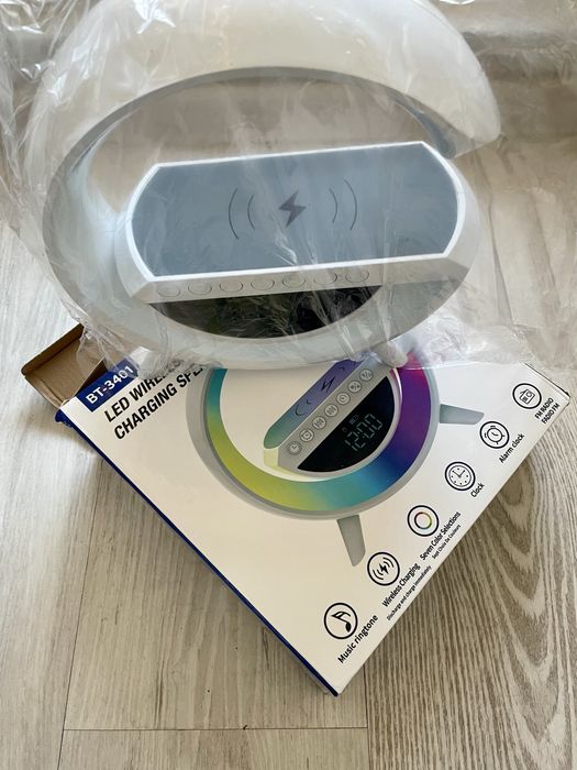 LED wireless charging speaker