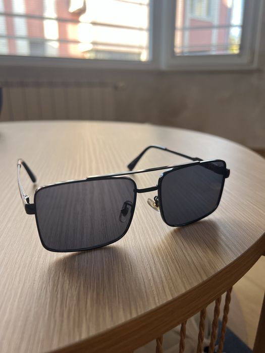 Слънчеви очила Prada