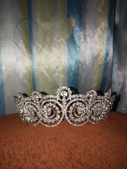 Диадема корона тиара