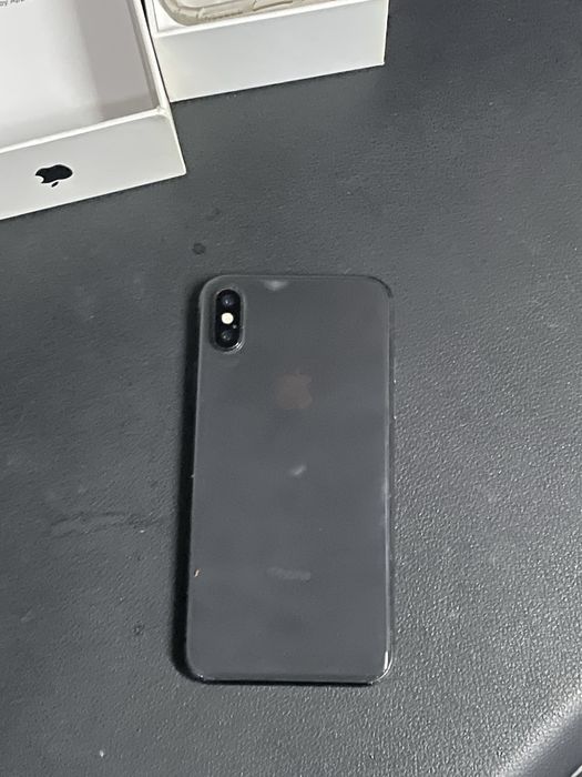 iPhone 10 Емкость 80%