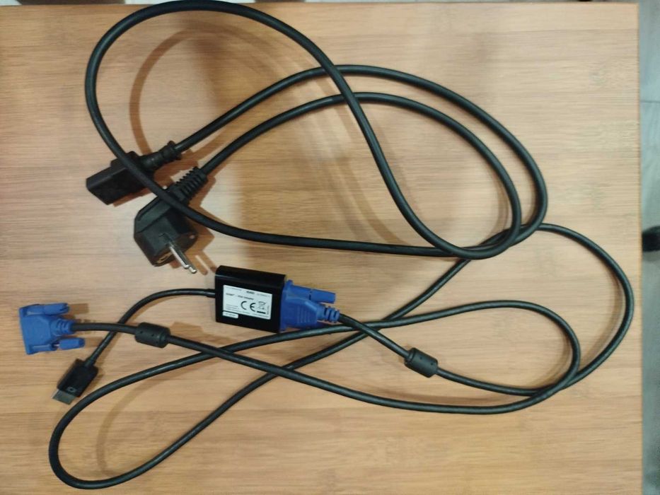 19" Монитор KTC с вградени тонколони + кабели и HDMI адаптер
