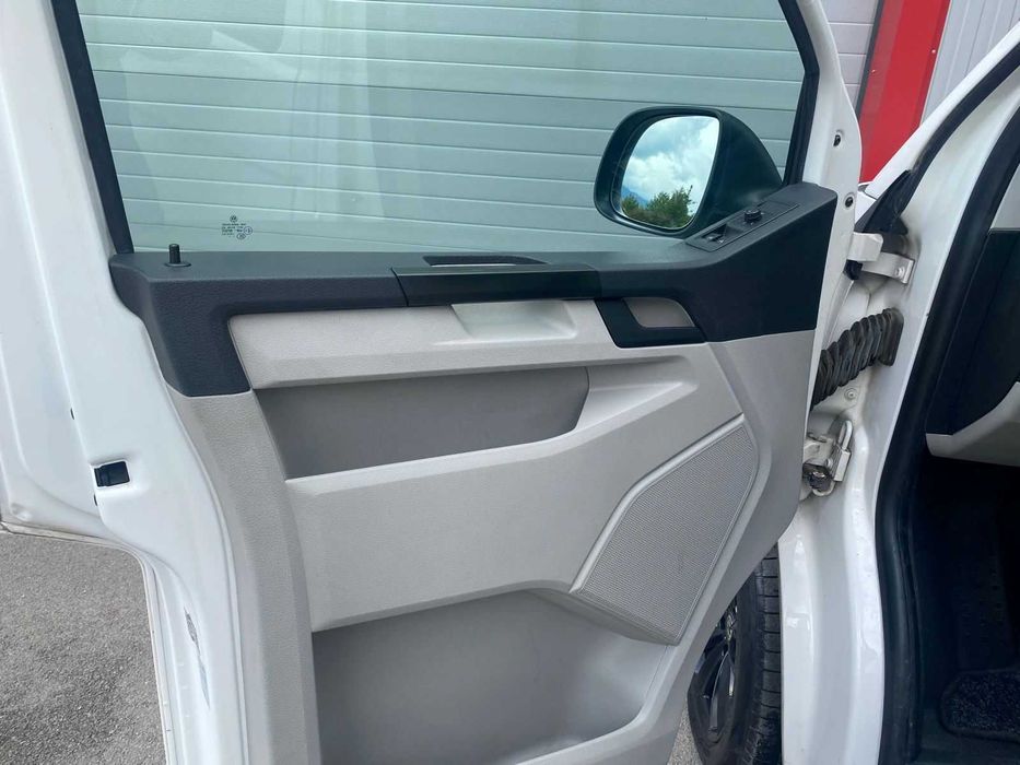 VW Transporter 2.0TDI