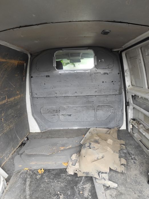 Продавам на части VW T5 2.5 TDI