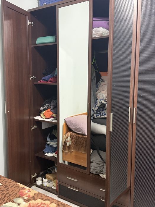 Продаю шкаф для спальни