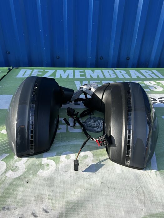 Oglindă electrică stânga , rabatare și side assist Volkswagen Tiguan