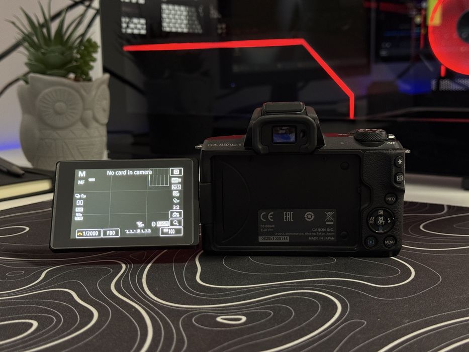 Aparat foto/video Canon M50 Mark II - 2x Baterii - 2x Obiective