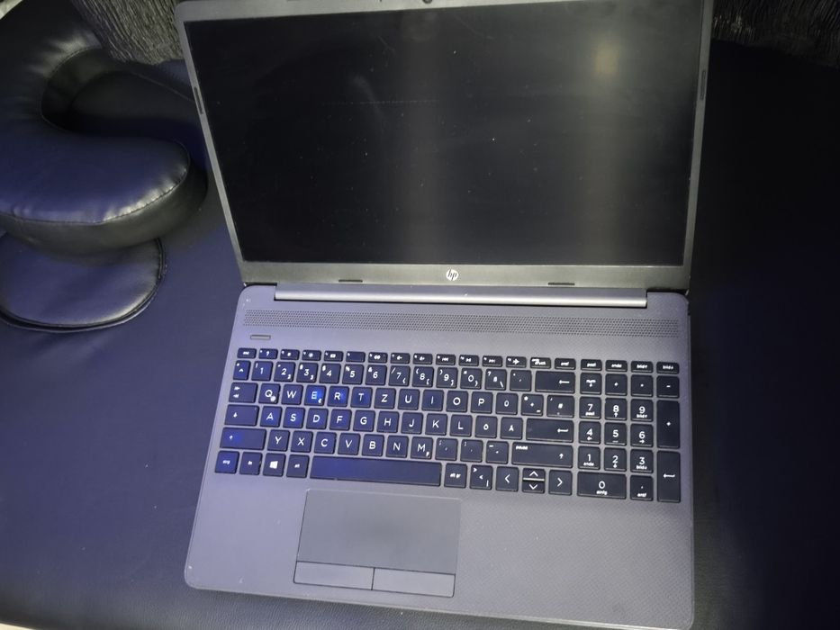 Laptop HP ryzen 5