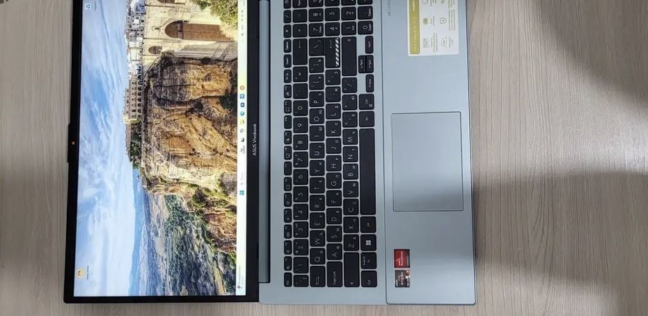 Ноутбук ASUS Vivobook