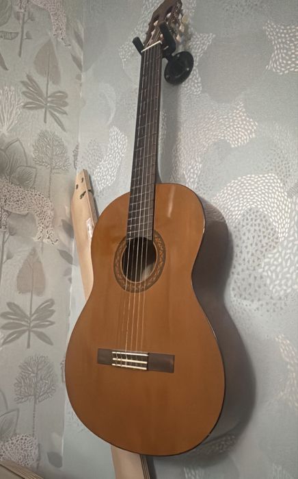 Акустическая гитара Yamaha c40