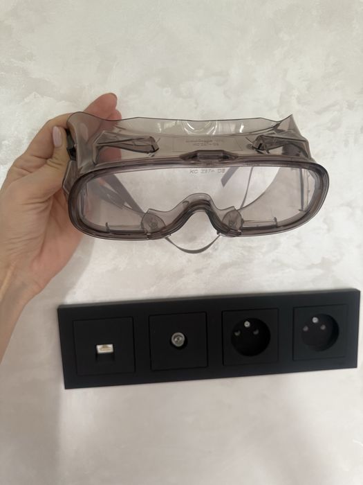 Защитные очки удобные мощные