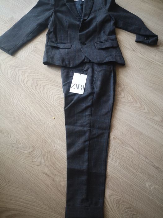 НОВ Детски костюм за момче ZARA