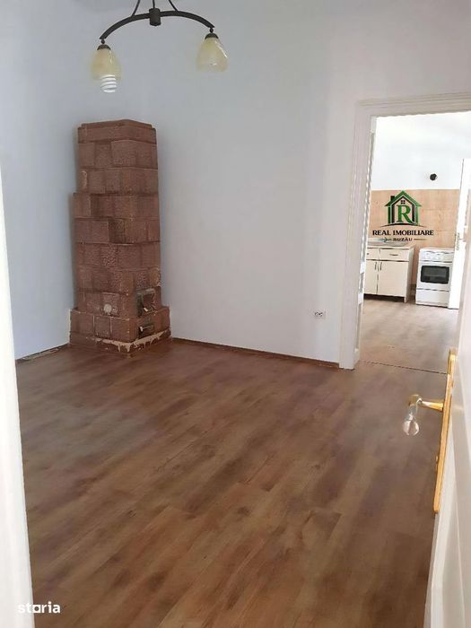 Casa si teren zona centrala - pretabil activitati comerciale !!