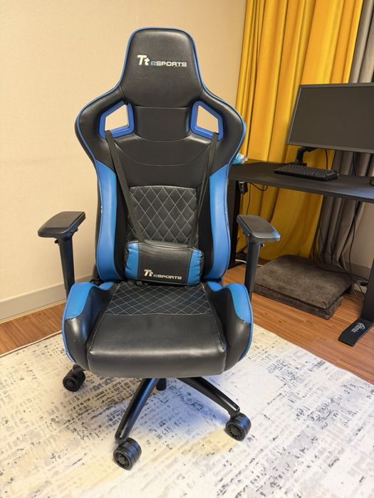 Игровое кресло TT eSPORTS