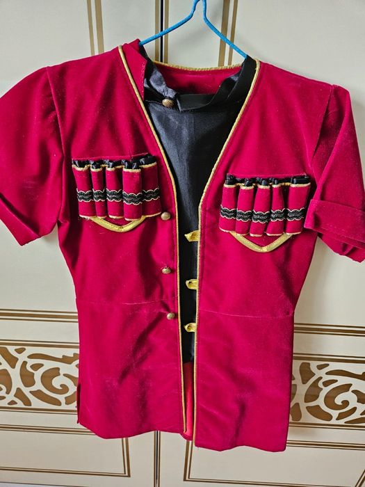 Концертные костюмы