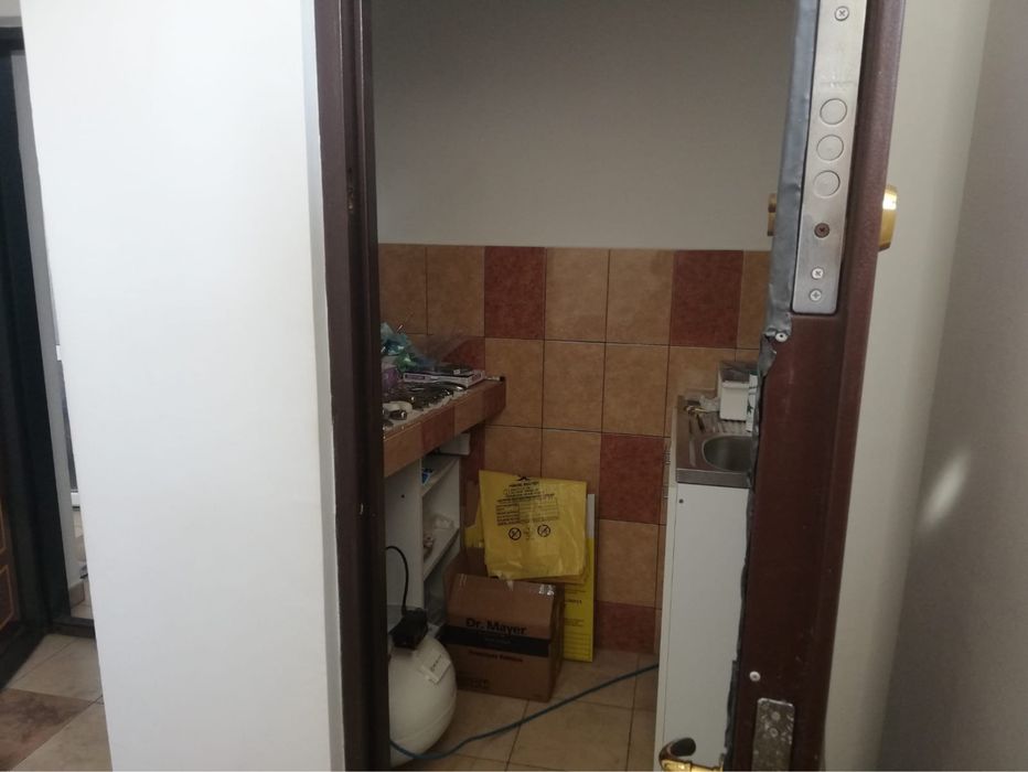 Vând /Închiriez  spatiu in policlinica stomatologica