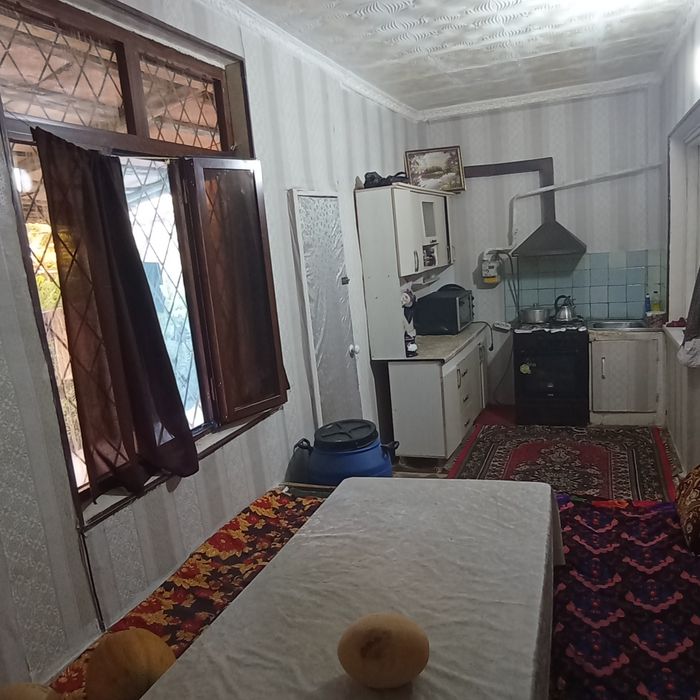 Srochno Qarshi tumanida Ikki xonali uy sotiladi . Bank orqali ikkilamc