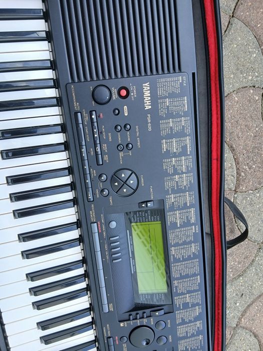 Orga Yamaha PSR 620