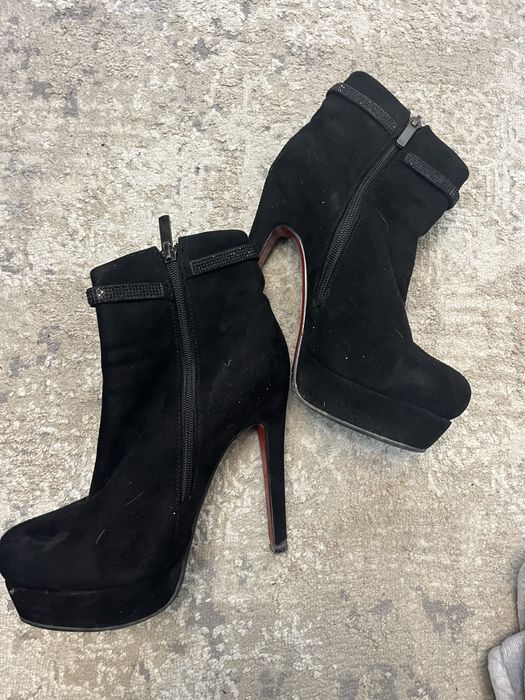 Женские ботинки