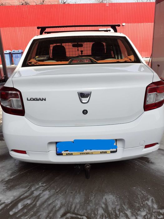 damigeana 50 l  cu cos + autoturism Logan 0.9tce