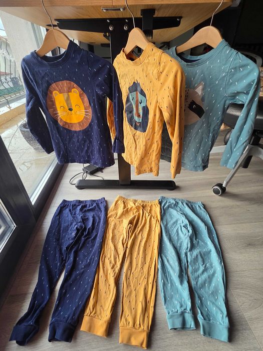 Pijamale George 3-4 ani