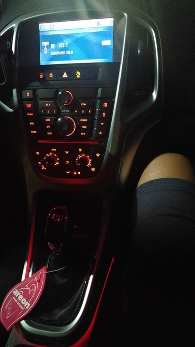 Vând Opel Astra J , 1.6 benzina 115 cp