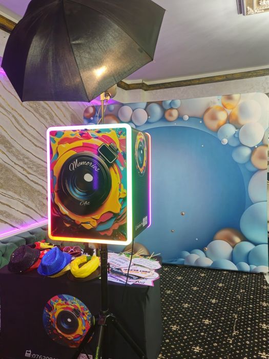 Cabină Foto/Photobooth + Foto,Video pentru Nuntă & Botez | București