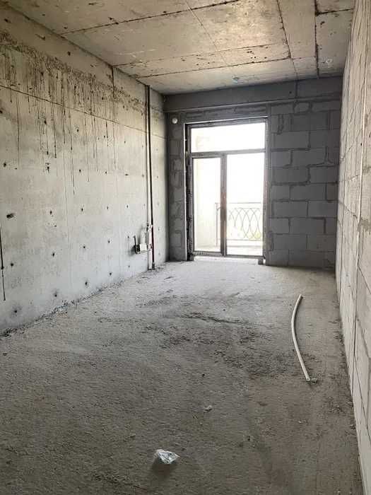 Продается коробка в центре города 3/8/12 Дархан | Новомосковская