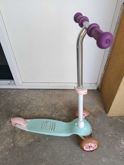 Trotinetă Oxelo B1 500 Decathlon+ casca cadou