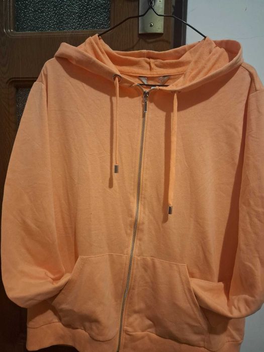 Hanorac nou fara eticheta