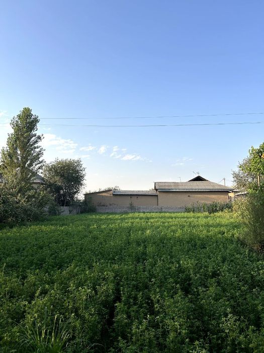 Yer uchaska sotiladi 7 sotik