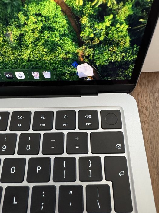 MacBook Air 13.6" 16GB RAM M4 256GB 2025