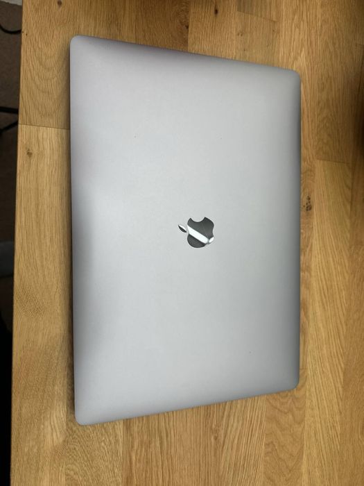 MacBook Pro 2019 core i7