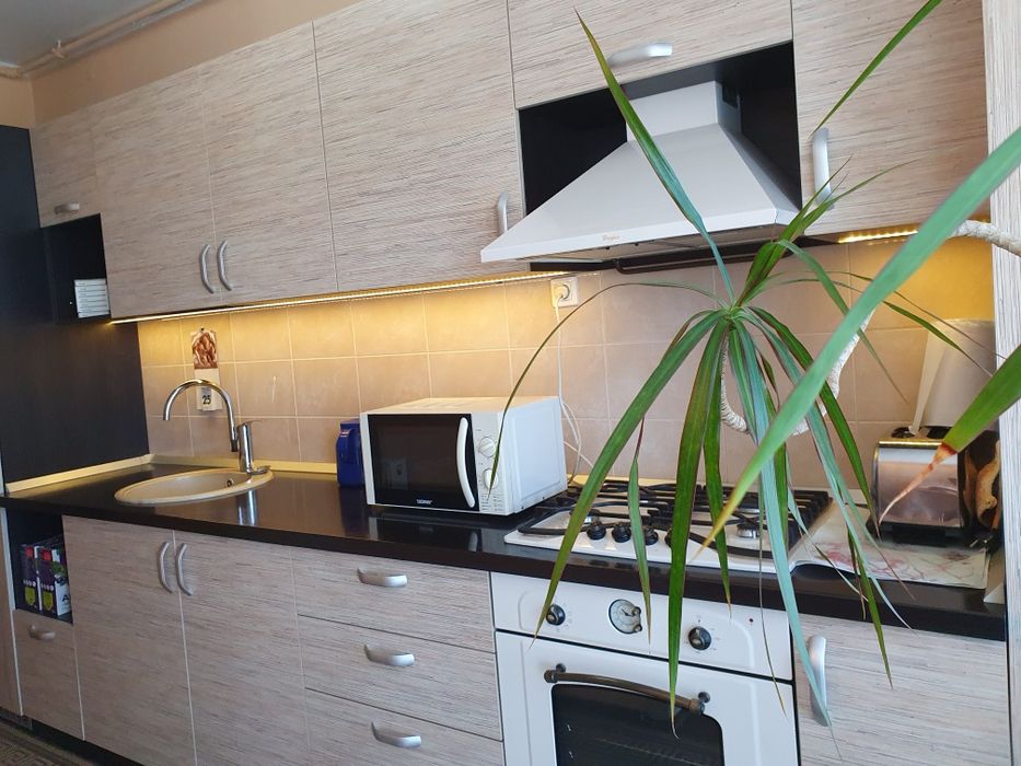 Vând apartament 1 cameră studio în R18 ( lângă Lidl)