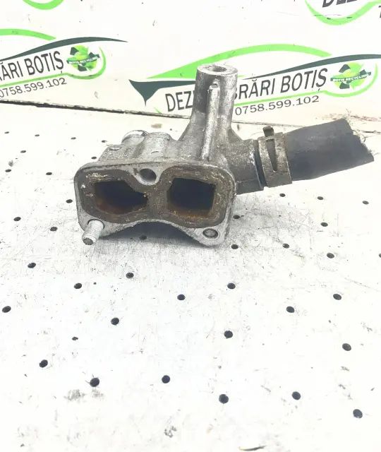 Flansa apa / lichid racire 90573652 Opel Astra 1999 2.0 DI MT (82 hp)