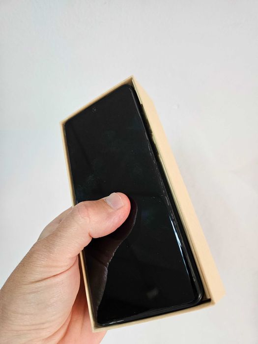 Motorola edge 40 neo 256 gb la cutie garantie.