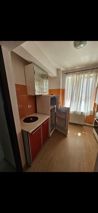 Inchiez apartament 2 camere