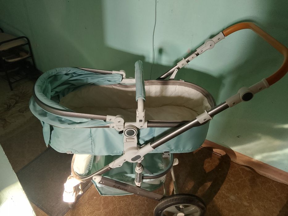Продам коляску в хорошем состоянии