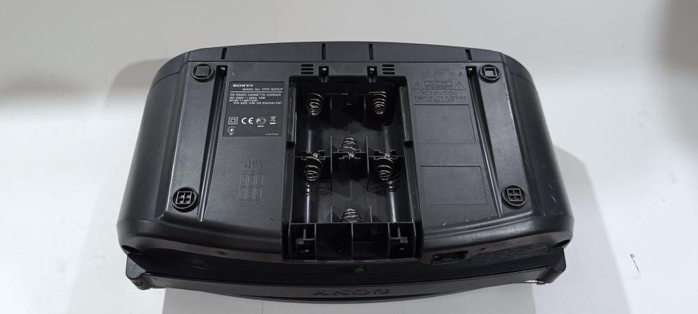 Sony CFD-S07CP (CD + кассета)