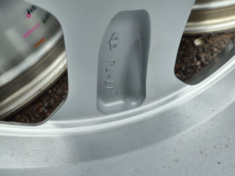 17" оригинални алуминиеви джанти за Toyota Land cruiser...