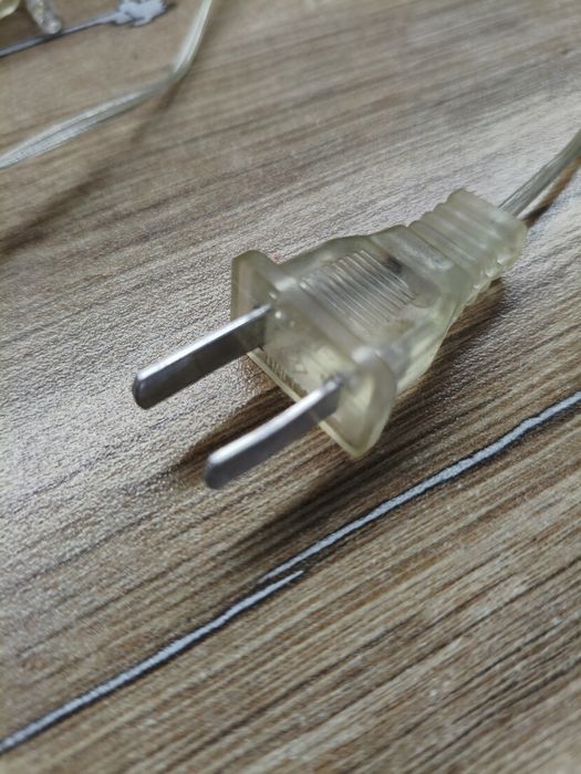 Гирлянды с теплым светом