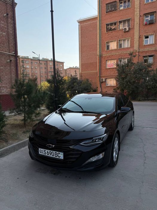 Chevrolet Malibu XL