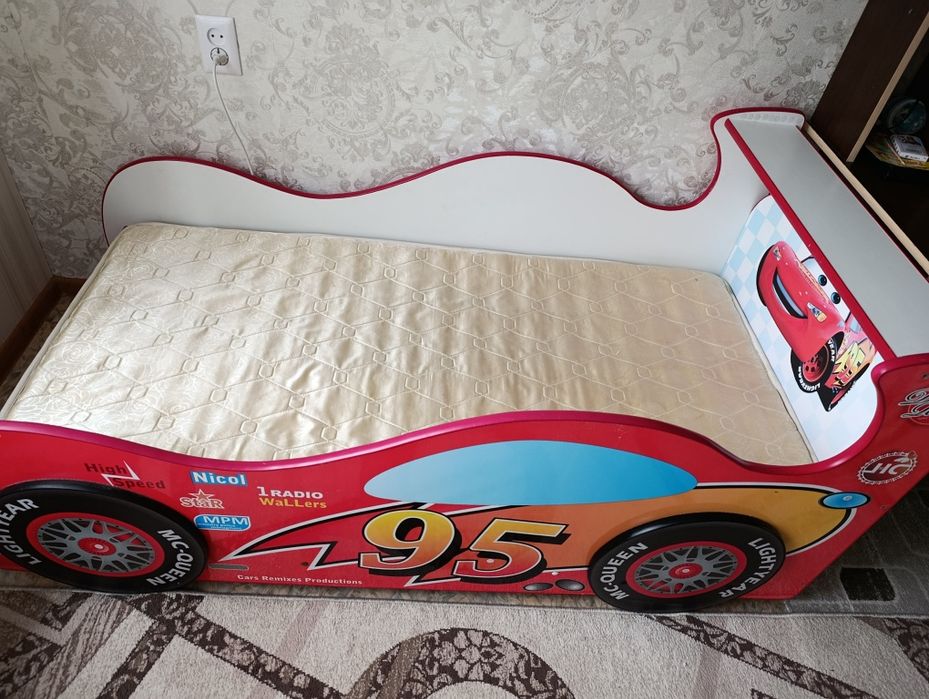 Продам детскую кровать