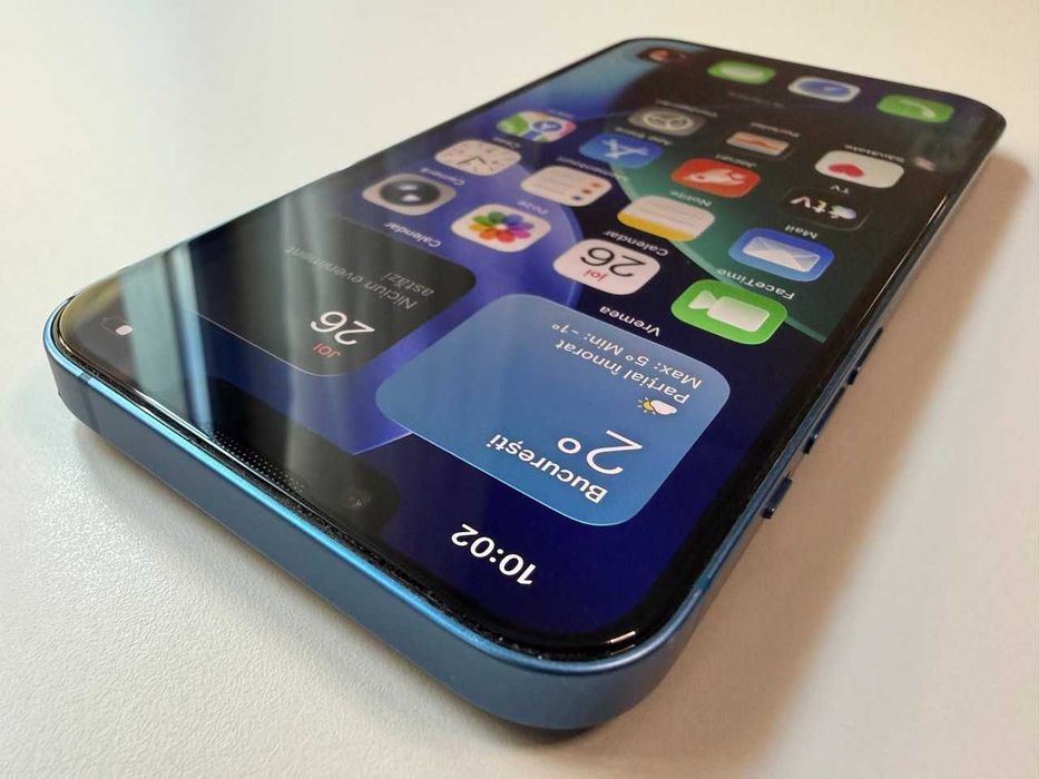  Apple / iPhone 13 128 Gb / Blue