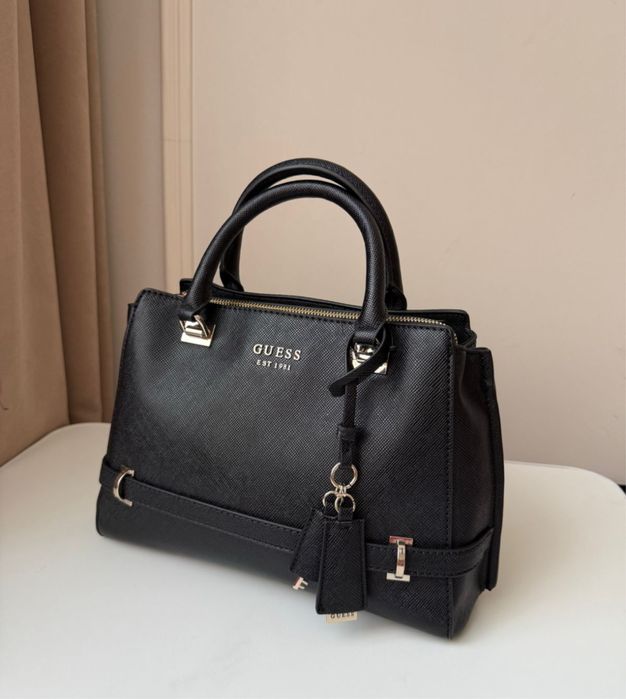 Сумка guess оригинал