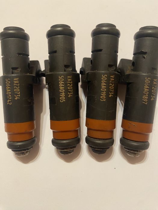 Форсунка топливная Ваз, Lada, Kalina, Niva  ( 8 V)