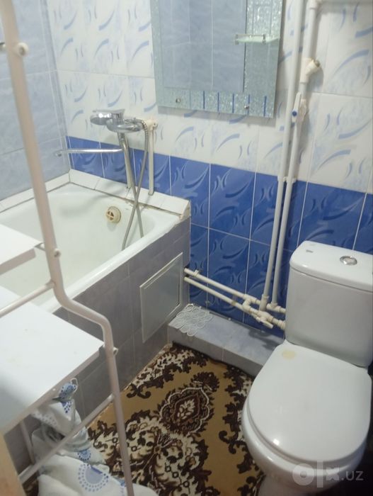 Срочно продается в Чирчике 1-ком в центре
