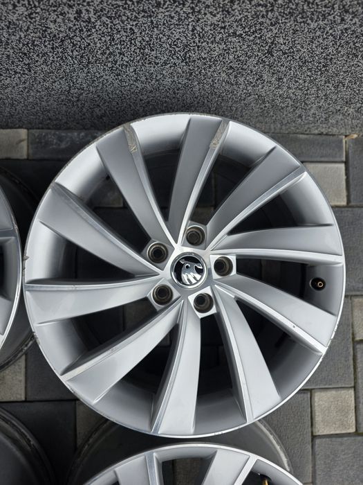 Jante bicolor, R18, 5x112, 7.5J, ET51