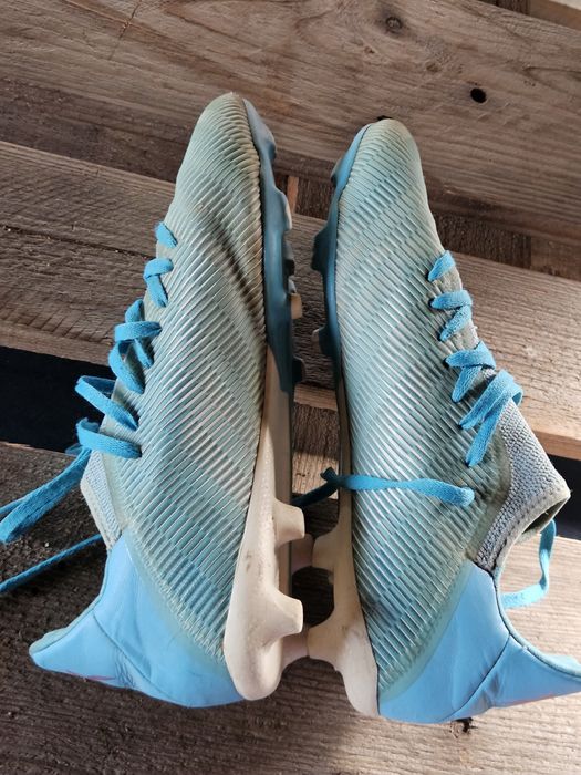 Ghete Adidas Fotbal