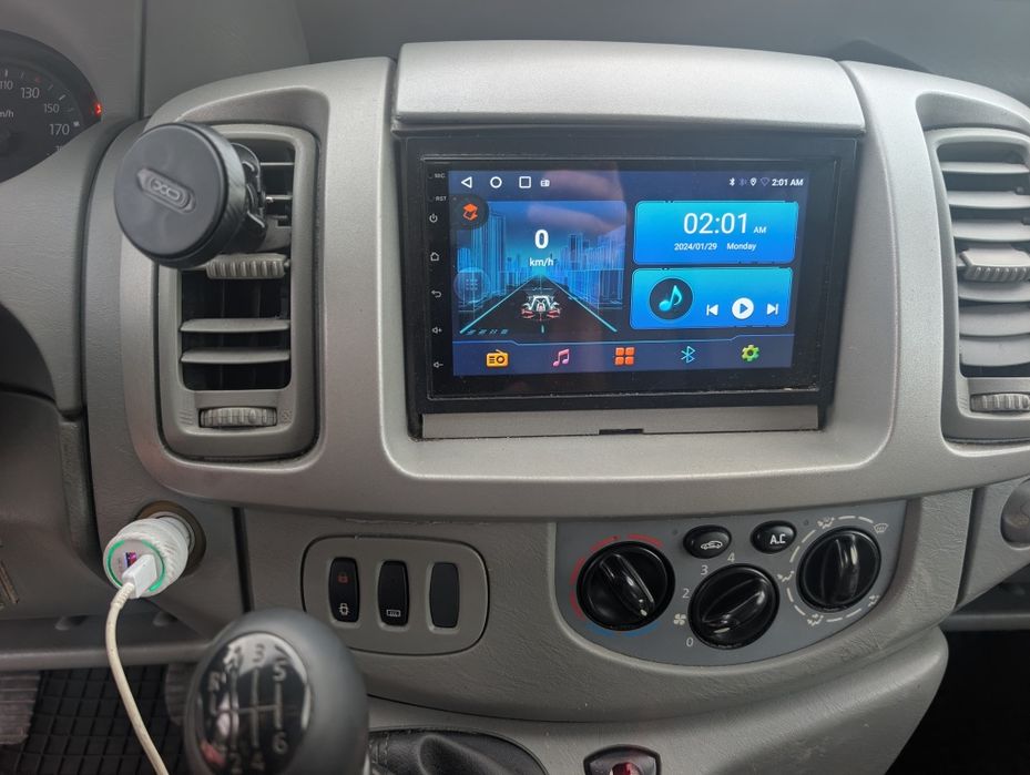Renault Trafic 2.0//Varianta lunga 8+1 locuri!!
